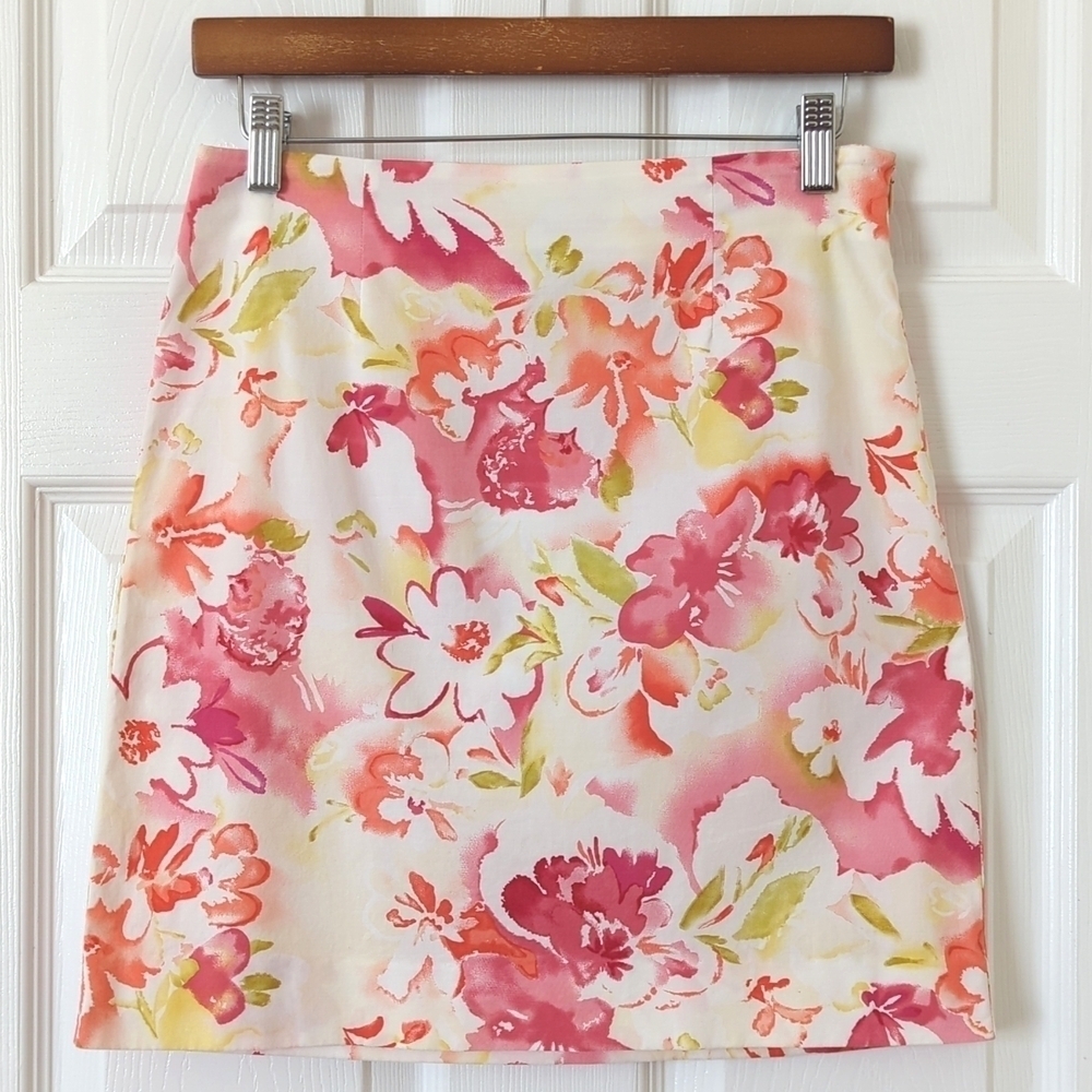 Real Clothes by Saks Fifth Avenue 90's Vintage Floral A-Line Mini Skirt Pink 6